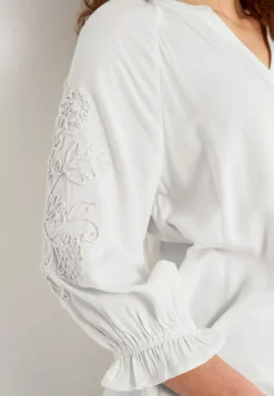 Cellbes of Sweden Blus med brodyr Vit