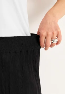 Cellbes of Sweden Crepe culottebyxa Svart