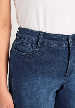 Cellbes of Sweden Jeansshorts med bekväm stretch Mellanblå / Denim Hot