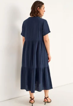 Cellbes of Sweden Klänning i krinklad bomull Marin Discount