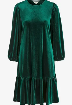 Johanna Toftby x Cellbes Klänning i velour med volang New