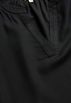 Cellbes of Sweden Klänning med brodyr Svart / Beige