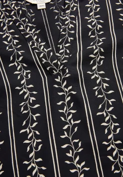 Cellbes of Sweden Klänning med volang New