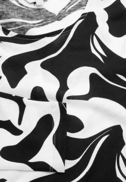 Cellbes of Sweden Mönstrad trikåtunika med fickor Svart / Vit / Mönstrad Clearance