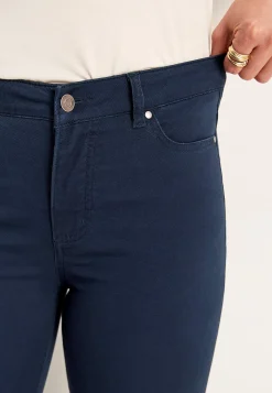 Cellbes of Sweden Något smalare ankeljeans Marin Hot