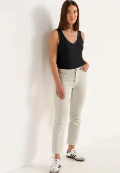 Cellbes of Sweden Något smalare ankeljeans Ljusbeige