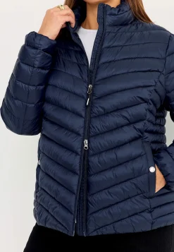 Cellbes of Sweden Praktisk, snygg lättviktsjacka Marin Sale