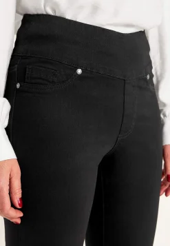 Cellbes of Sweden Supersköna ankeljeans i denim Elin Svart / Denim Clearance