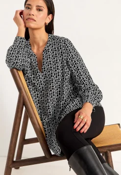 Cellbes of Sweden V-ringad, vävd tunika Hot